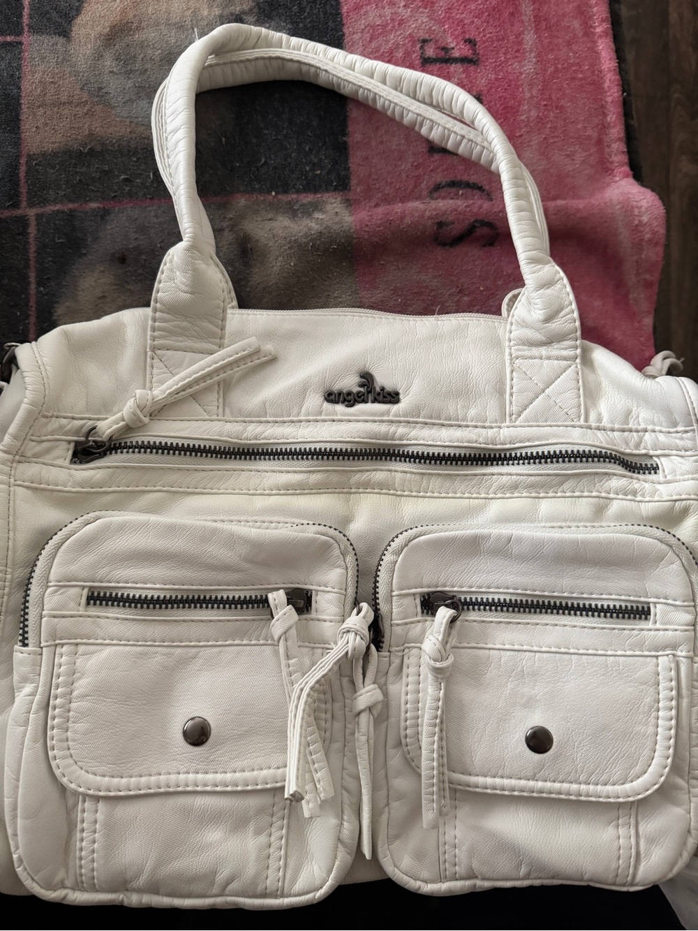 Angel Kiss White Faux-Leather Women's Shoulder Bag with Front Pockets. NWT.